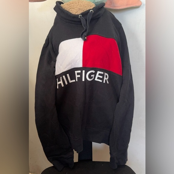 Tommy Hilfiger Black Crew Neck Sweater - Picture 2 of 2
